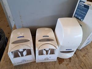 lot 732 image: Lot of (3) Kimberly-Clark Professional Wall-Mount Soap Dispensers