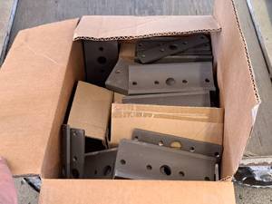 lot 733 image: Lot of (1 Box) Assorted Hardware - Mounting Brackets