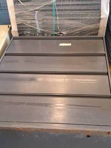lot 789 image: Metal Lateral File Cabinet 4-drawer