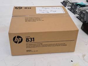 lot 607 image: Lot of (1) HP Latex 831 Maintenance Cartridge CZ681A