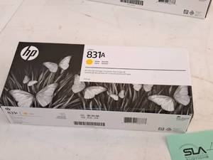 lot 611A image: Lot of (1) HP Latex 831A Yellow Ink Cartridge