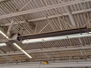 lot 560 image: Reznor Ceiling Heater System