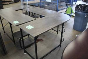 lot 654 image: L-Shaped Office Desk