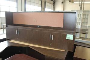 lot 633 image: Credenza