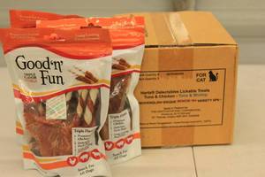 lot 21 image: 3ct Good n Fun Triple Flavor Dog Treats  Hartz Delectables Lickable Treats for Cat