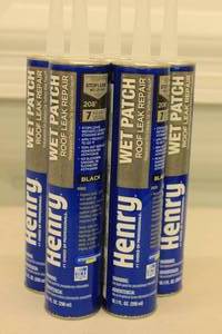 lot 139 image: 5ct Henry Wet Patch Roof Leak Repair Sealant Black