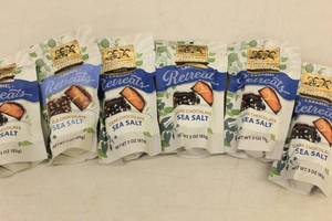 lot 223 image: 6ct Four Brothers Premium Caramel Retreats