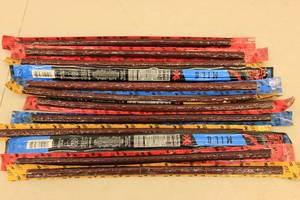 lot 237 image: 12ct Assorted Jack Links Meat Sticks Hot, Mild, Original