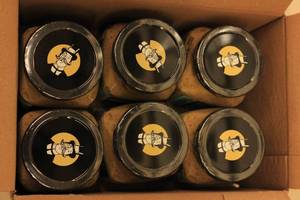 lot 116 image: 6ct Sir Kensingtons Spicy Brown Mustard