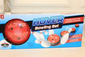 lot 134 image: Hover Bowling Set