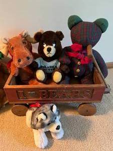 Wood Decorative Wagon with Stuffed Animals