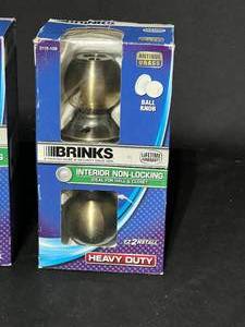 NEW - 3 Brinks Interior Non-Locking Door Knobs