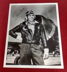 Autographed Jim Swett 8x10 Photo - Medal of Honor WW2 Ace