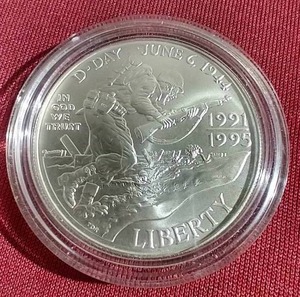 1993 World War 2 Commemorative Silver Dollar - 90% Silver