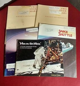 (5) Vintage 1960s & 70s Space PamphletsBooklets