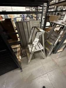 2 Step Aluminum ladder