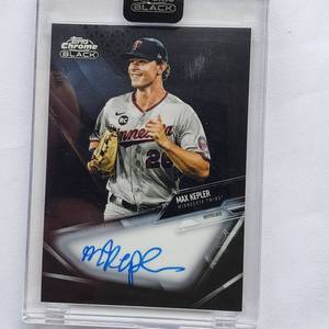 lot 19 image: Max Kepler 2021 Topps Chrome Black On Card Autograph No. CBA-MK