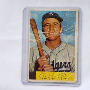 lot 48 image: Harold Pee Wee Reese 1954 Bowman No. 58