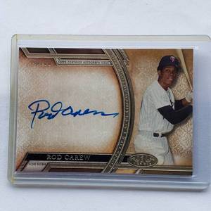 lot 71 image: Rod Carew On Card Autograph 2015 Topps Tier 1 Numbered 4550
