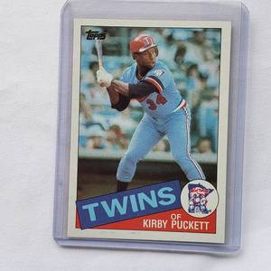 lot 87 image: Kirby Puckett 1985 Topps No. 536