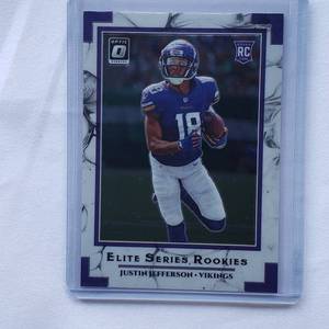 lot 120 image: Justin Jefferson Elite Series Rookie Donruss Optic No. ESR-JUJ