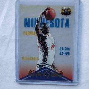 lot 129 image: Kevin Garnett Rookie Clear Assets No. 10