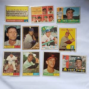 lot 150 image: Lot of 11 Vintage Baseball Cards Including Dee Fondy, Wes Stock, 1960 Baltimore Orioles and More