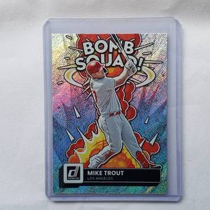 lot 161 image: Mike Troug Donruss Bomb Squad Foil Panini SP No. BS-8