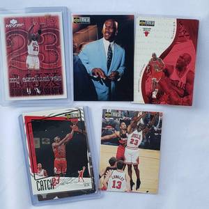 lot 210 image: Lot of 6 Michael Jordan Cards