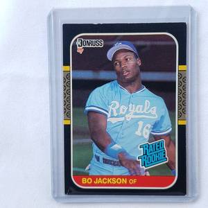 lot 222 image: Bo Jackson Donruss 87 MLB Rated Rookie Card No. 35