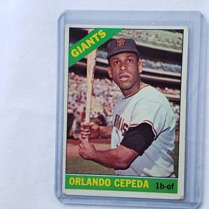 lot 241 image: Orlando Cepeda 1966 Topps No. 132