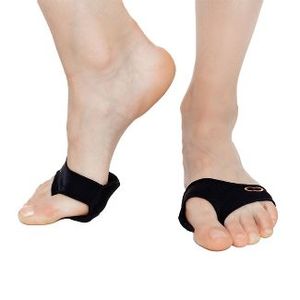 lot 21 image: Copper Compression Metatarsal Pads