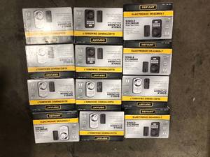 lot 7 image: Lot of Assorted Digital Door Locks Various Models and Conditions  Customer Returns See Pictures