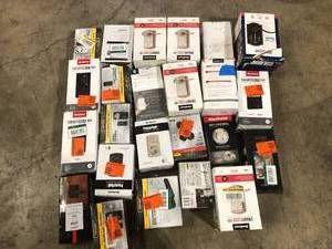 lot 25 image: Lot of Digital Locks  Various Models and Conditions   Customer Returns See Pictures