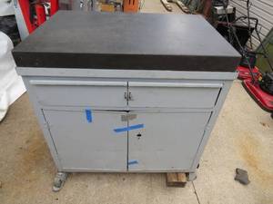 lot 16 image: Machinist 4 Granite Top Cabinet