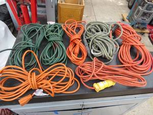 lot 55 image: Mixed Lot of Extension Cords(7) of Various Lengths