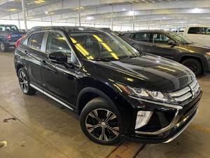 lot 2 image: 2019 Mitsubitishi Eclipse Cross SE