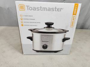 lot 57 image: New Toastmaster 1.5 Quart Slow Cooker