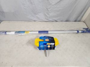 lot 67 image: New RV, Boat, Deck Brush with Telescoping Extension