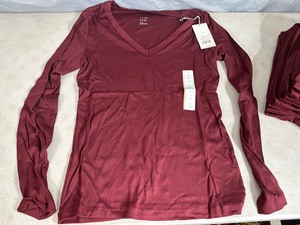 lot 110 image: 36 New Long Sleeve Shirts - Size Small