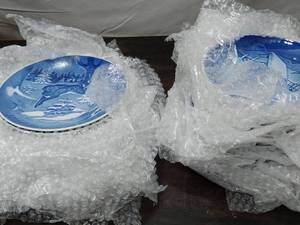 lot 28 image: B&G Collector Plates
