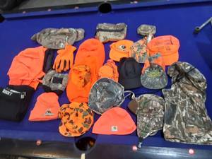 Hunting hats and gloves