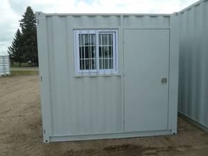 lot 20 image: 2023 Mini Storage Cube # LYP9- 11318
