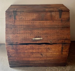 lot 81 image: Vintage Firewood Storage Bin