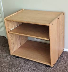 lot 237 image: Wood Computer Desk