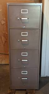 lot 290 image: Four Drawer File Cabinet