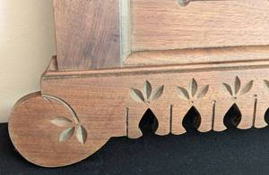 lot 282 image: Vintage Carved Wood Wall Hanging