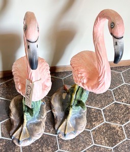 lot 9 image: Set of 2 Flamingos - Decorative Accessories by Art Farm Inc.