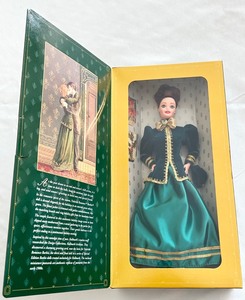 lot 184 image: Set of 1996 Holiday Barbie Finds