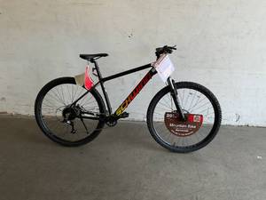 lot 38 image: Schwinn Mens Black Ascension 29 Mountain Bike